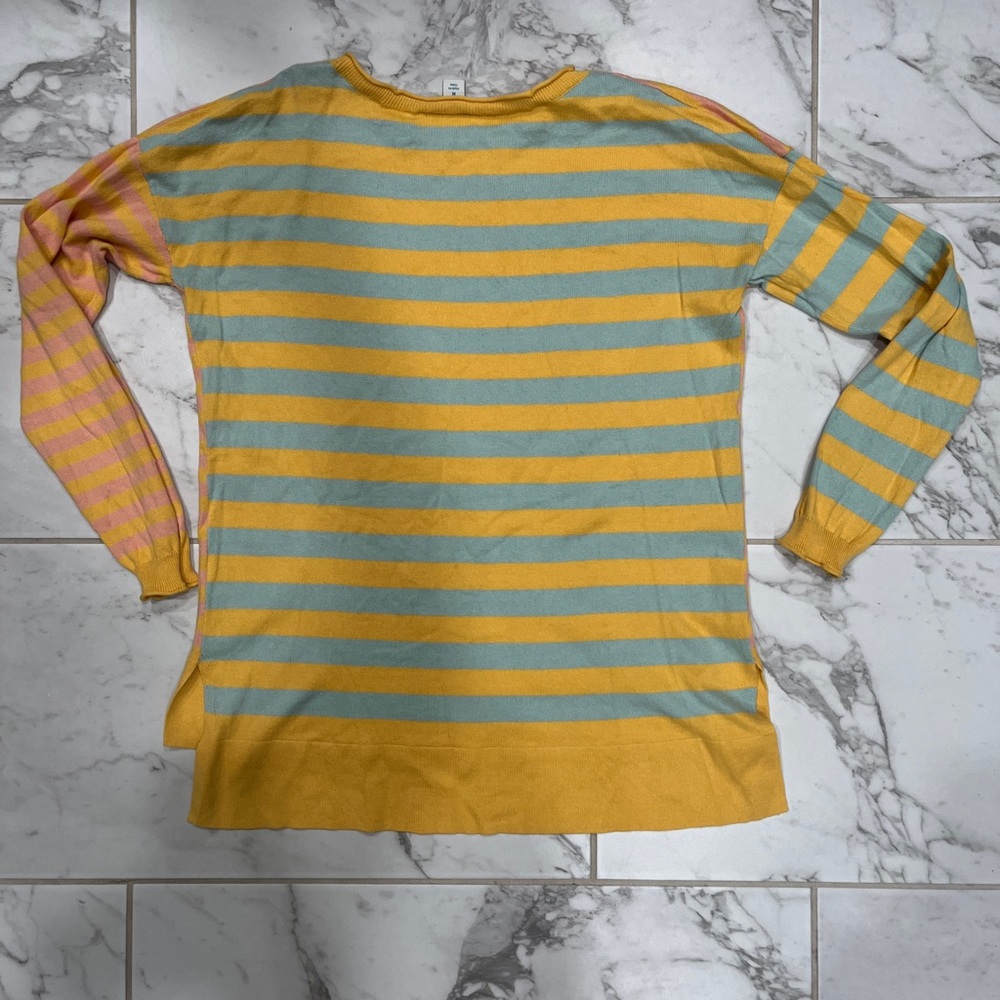 Yellow blue and gold Sundance lightweight sweater.